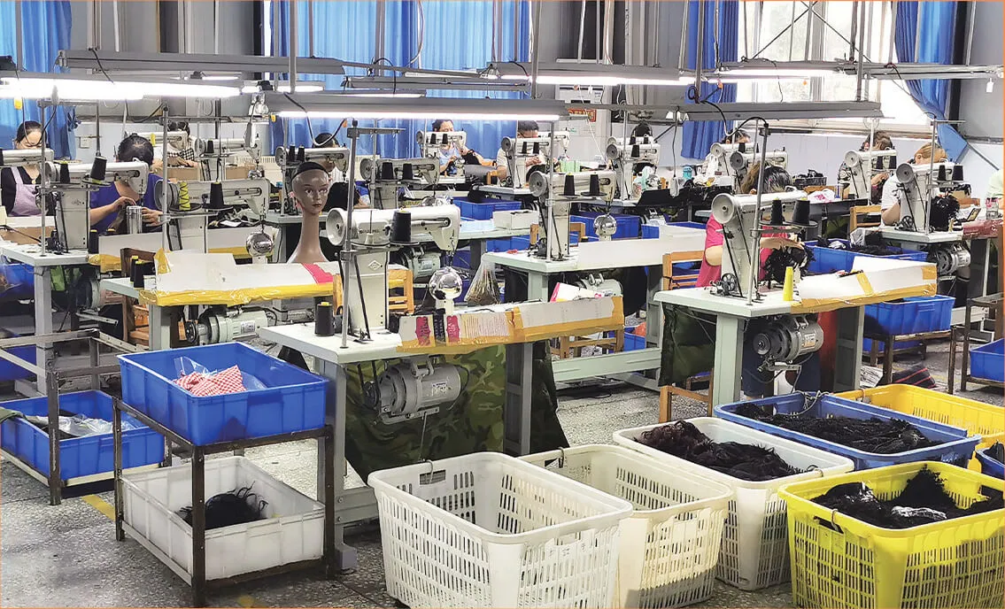 HerShow order fulfillment center — efficient packing and global logistics